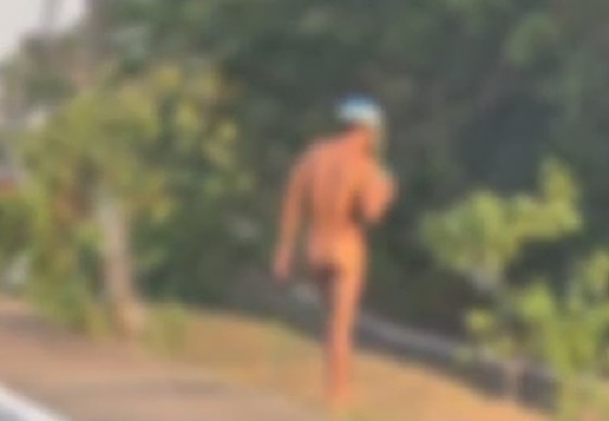 Homem é visto andando nu em avenida de Cuiabá